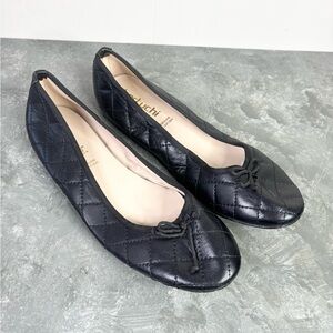 Bertuchi black leather quilted ballet flats size 40 / US 9
